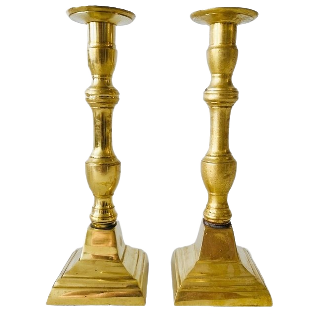 Set Zware Vlaamse Messing Gouden Kandelaars Vierkant 1900’s image 1