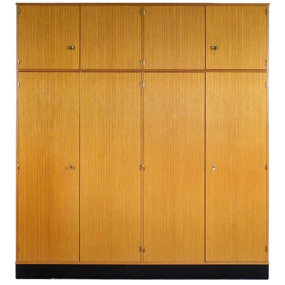 Grote Hoge Vintage Design Kledingkast In Teak, 1960s image 1