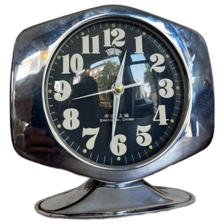 Space Age O’ Clock image 1