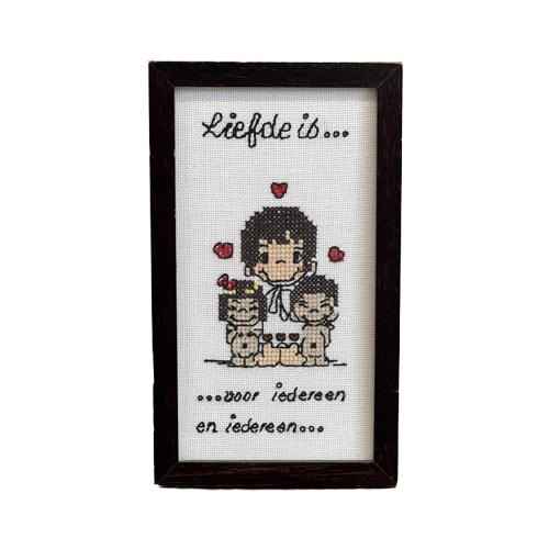 `Liefde Is.....`Schilderijtje Vintage Borduur In Lijstje image 1