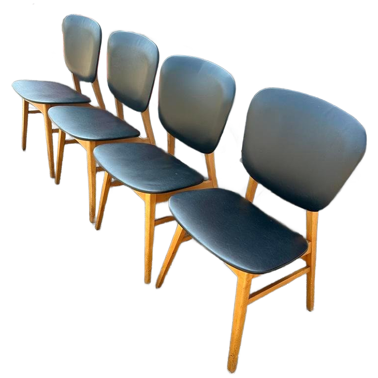 Set Van 4 Vintage Stoelen image 1