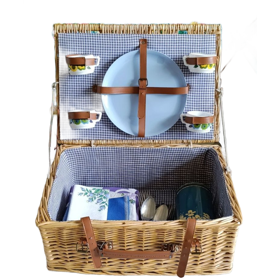 Vintage Unieke Picknickmand, Met Liefde Gerestyled image 1