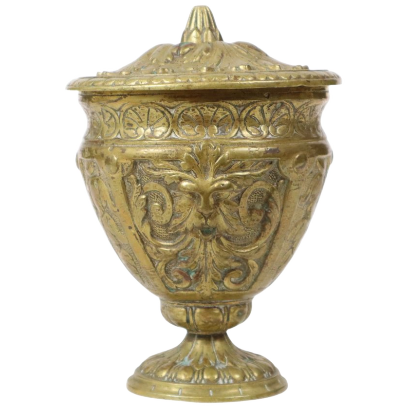 Oude Messing Beker Met Deksel Mythisch Figuur 14cm image 1