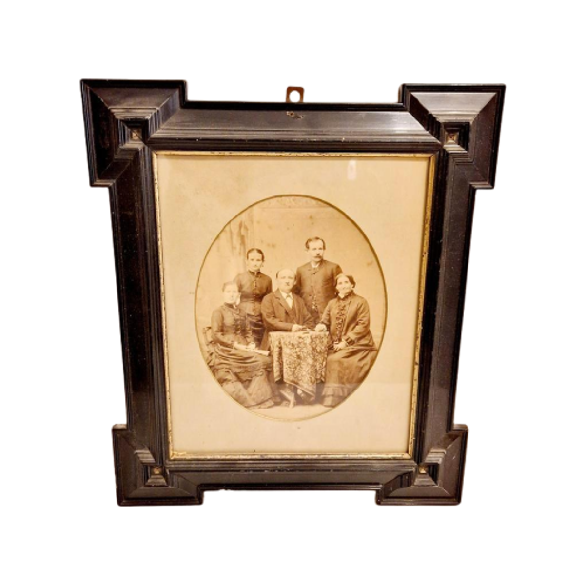 Antieke Lijst 1868 Met Een Familie Foto image 1