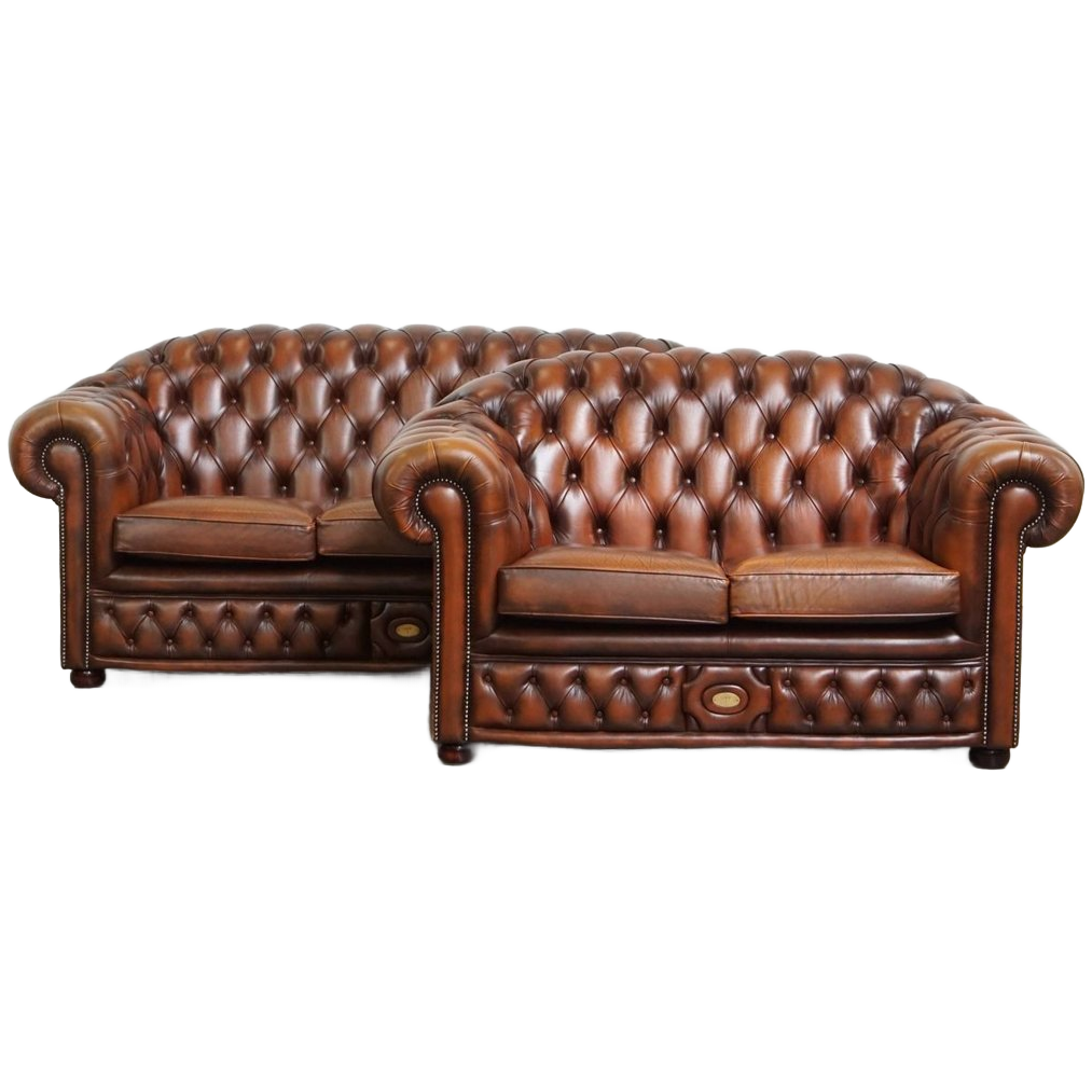 Mooie En Complete Set Van Een 2,5 Zits En 2 Zits Bruine Engelse Rundleren Chesterfield Bank image 1