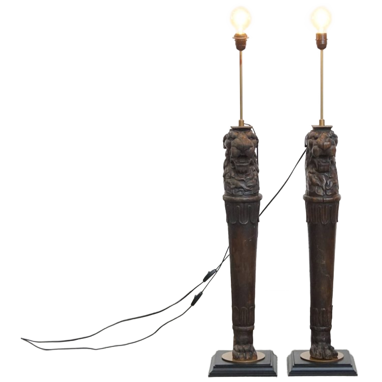 Set Van 2 Prachtige Unieke Handgesneden Antieke Houten Staande Lampen Met Leeuwenkoppen image 1