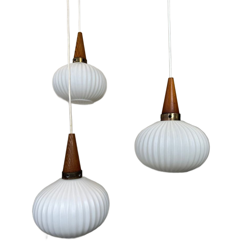 3x ‘japandi’ Hanglampen – Teak En Opaline image 1