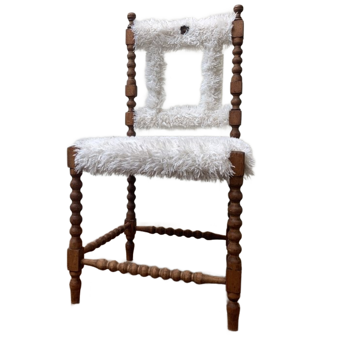 Antieke Houten Spijlenstoel Vs Speels Designobject image 1