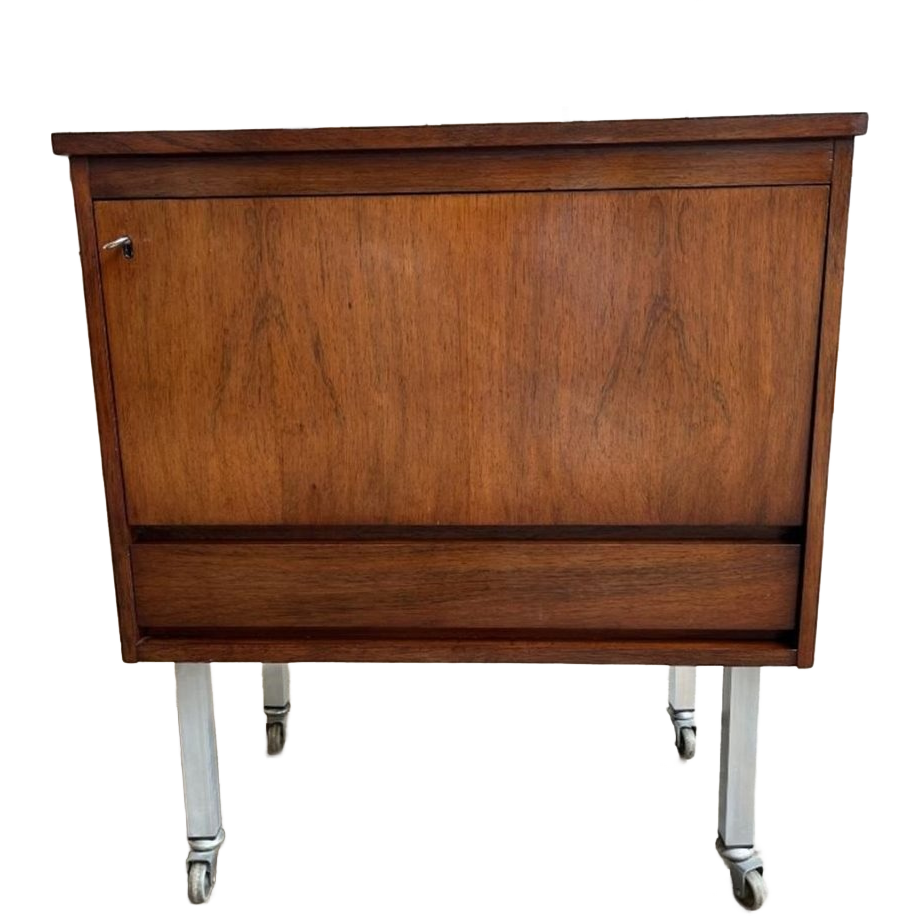 Vintage Barkast Op Wieltjes / Retro Minibar Of Bijzetkast image 1