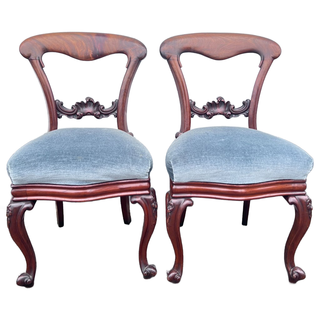 Set Van Twee Antiek Mahonie Stoelen Met Blauwe Stoffering, 47 X 43, Hoog 87 Cm image 1