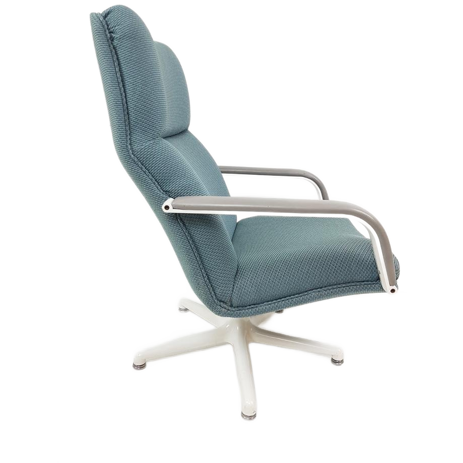 Vintage Artifort Fauteuil | De Ploeg Stof Grape | Stervoet image 1