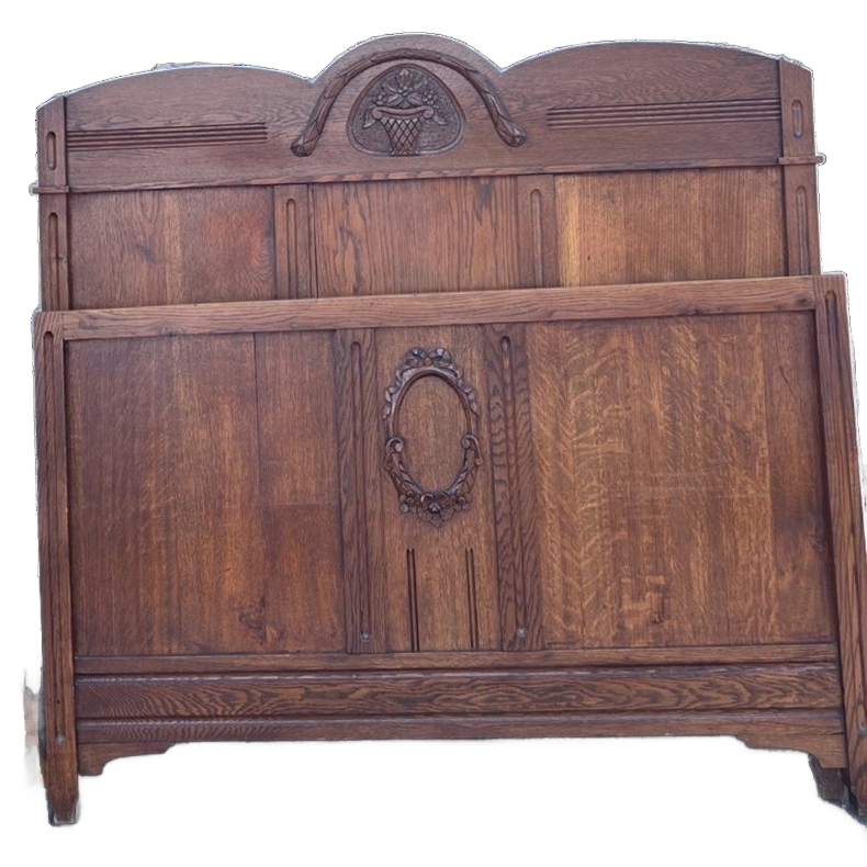 Demontabel Antiek Eiken Bed Met Decoraties 190 Cm Lang, Totaal 140 Breed image 1