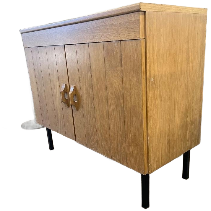Vintage Kast / Commode Met Stalen Pootjes image 1