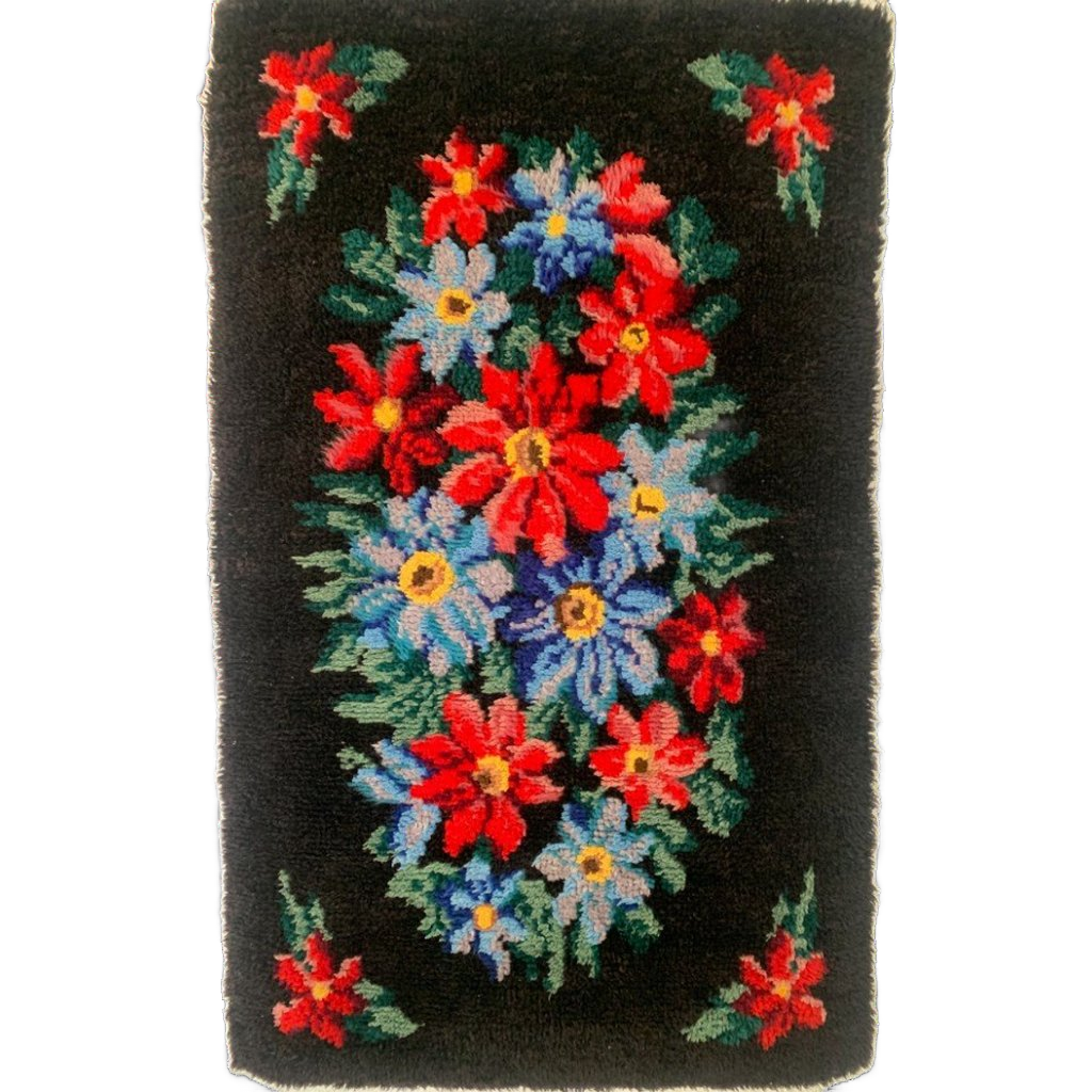 Prachtig Vintage Handgemaakt Wandkleed Met Bloemen In Sprekende Kleuren. image 1