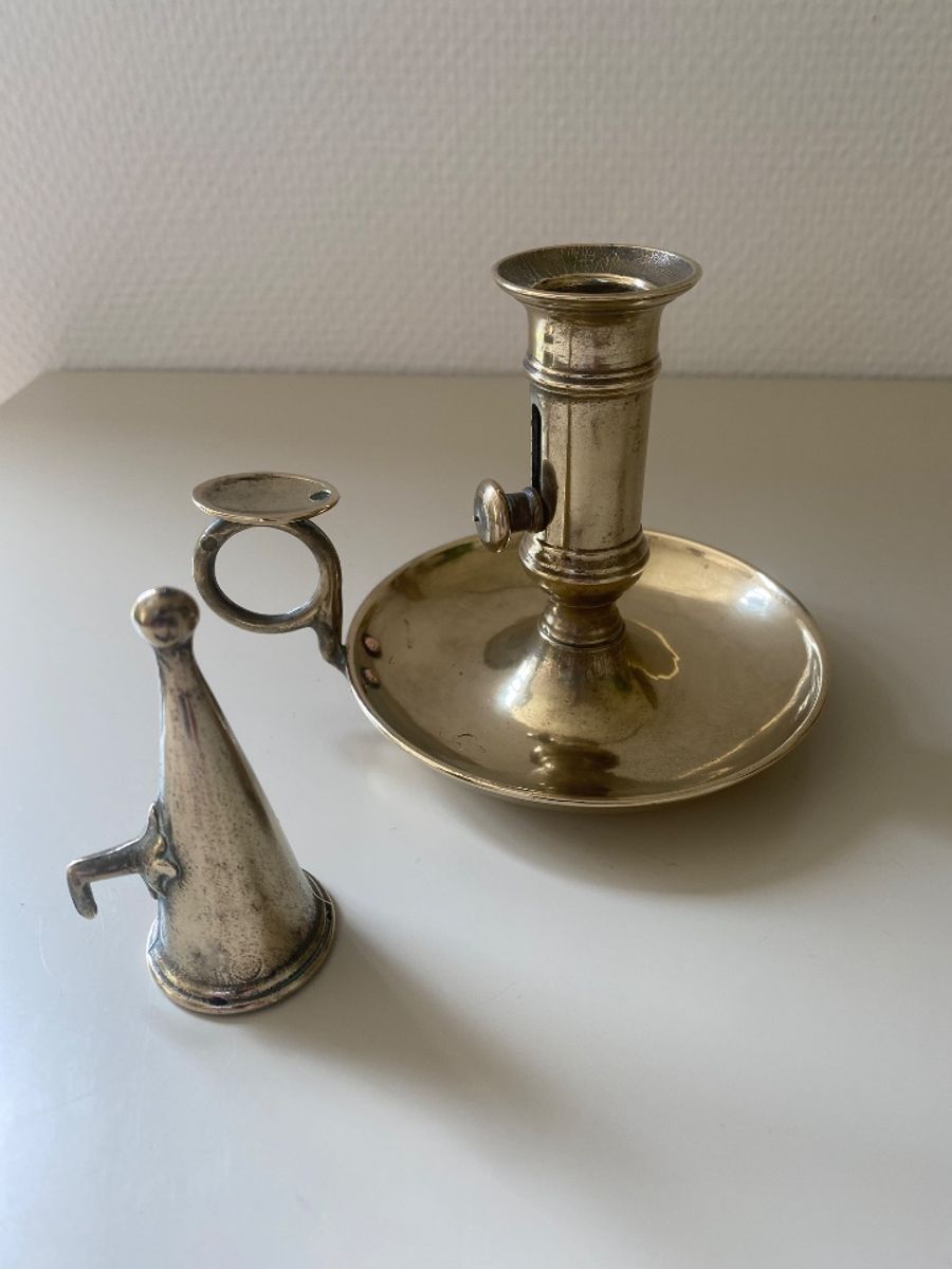 Antieke Kandelaar In Massief Koper image 5