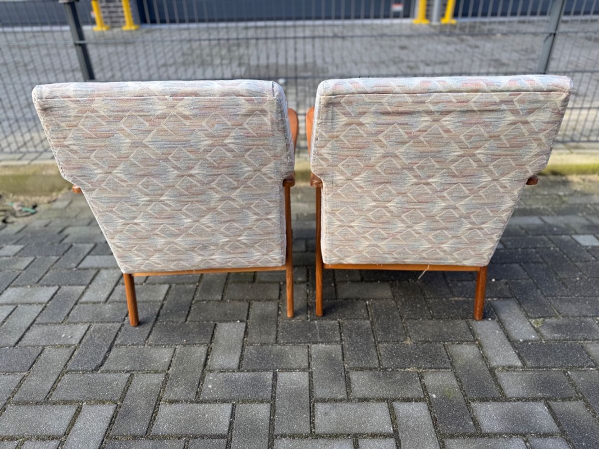 Set Van 2 Vintage Relax Stoelen image 2