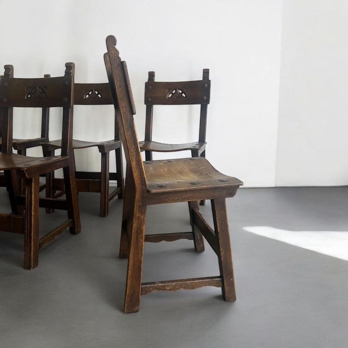 Set Van 6 Vintage Brutalist Eetkamerstoelen/ Spaanse Stoelen image 5