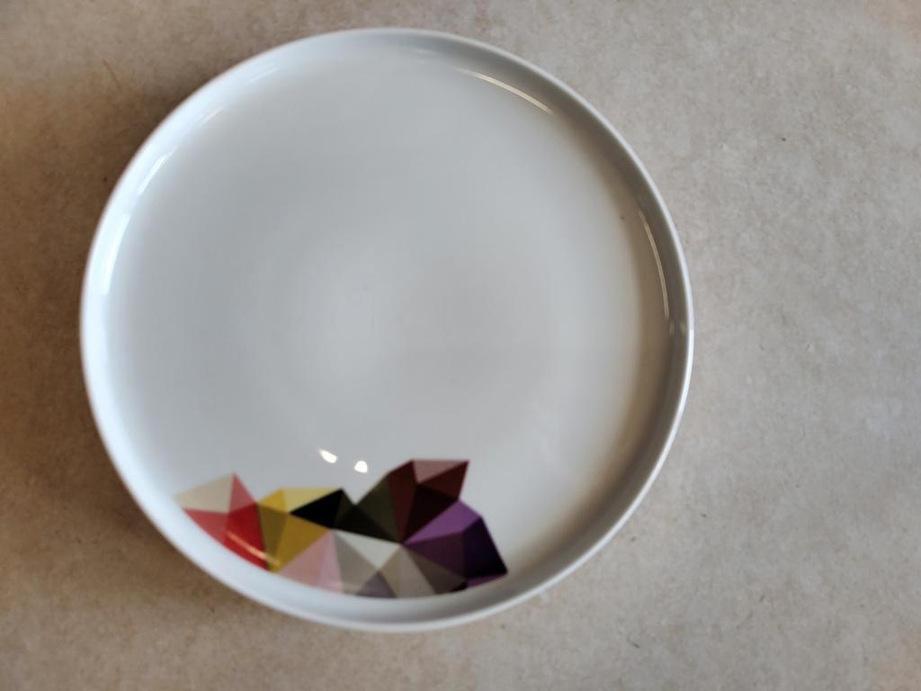 Dinner Borden, Collector's Item image 8