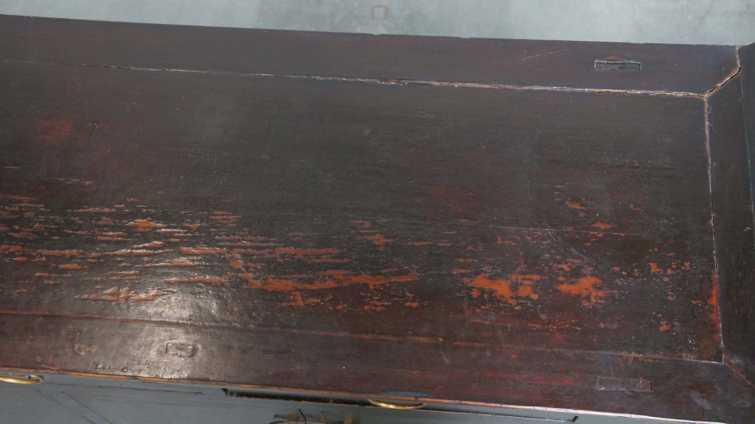 Antiek Houten Chinees Dressoir/ Altaar In Een Warme Donkere Kleur En Mooie Details image 15