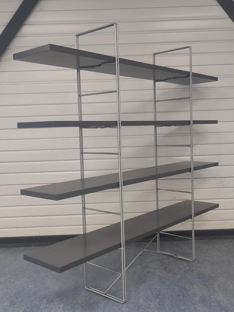 IKEA Wandsysteem Metal Gray bij Reliving