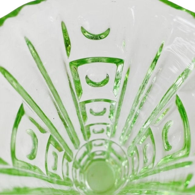 Art Deco Uranium Vaasje In Annagroen Persglas image 7