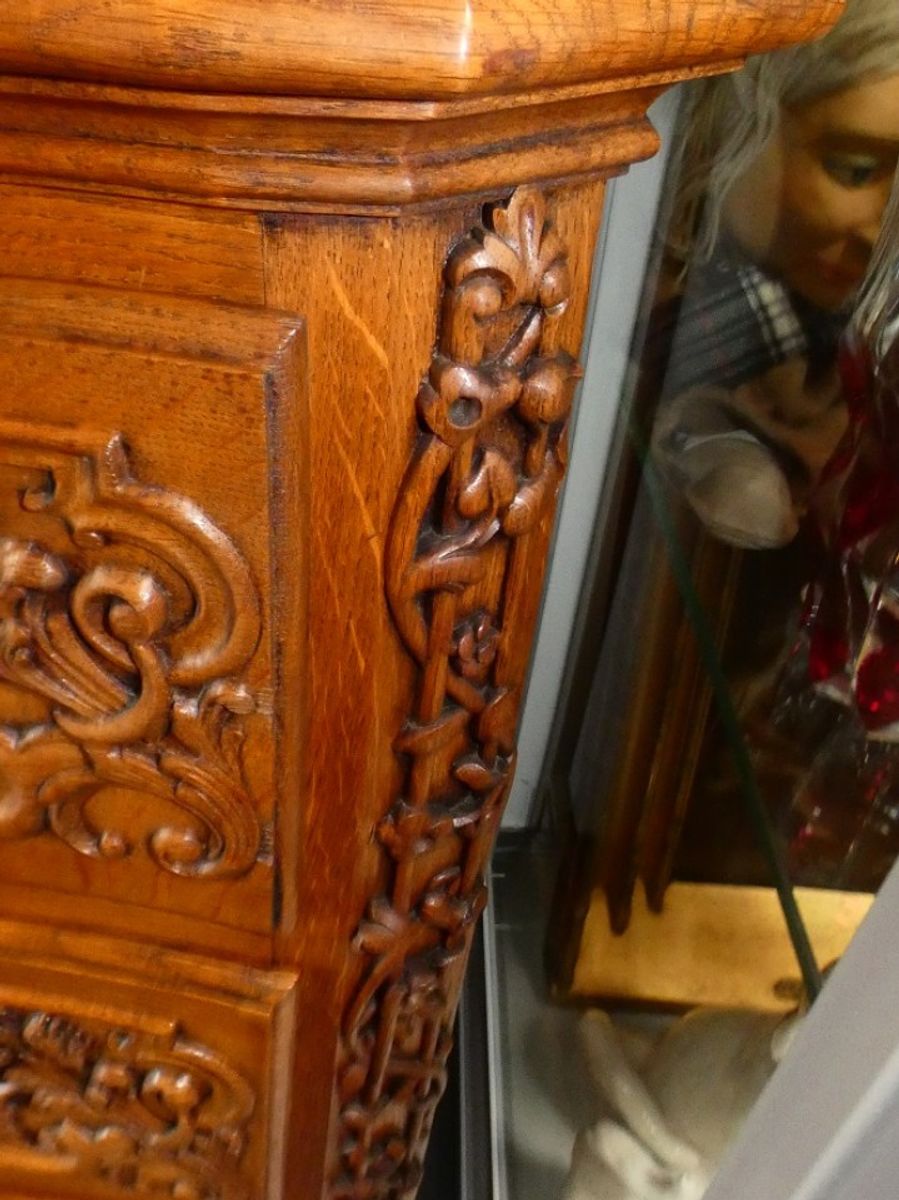 Louis Xv Franse Gebeeldhouwde Eiken Commode. image 12