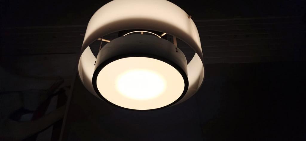 Vintage Mid Century Modern Hanglamp, Wit En Zwart image 12