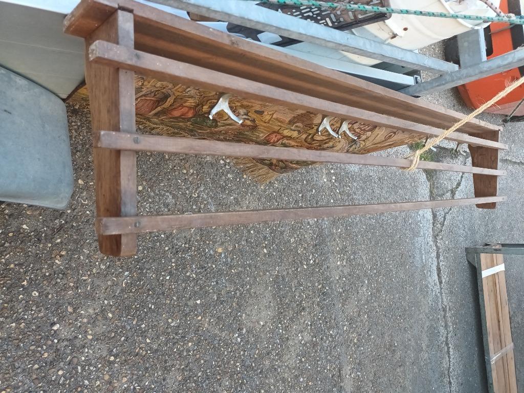 Wandkapstok Met Sierlijk Wandkleed image 3