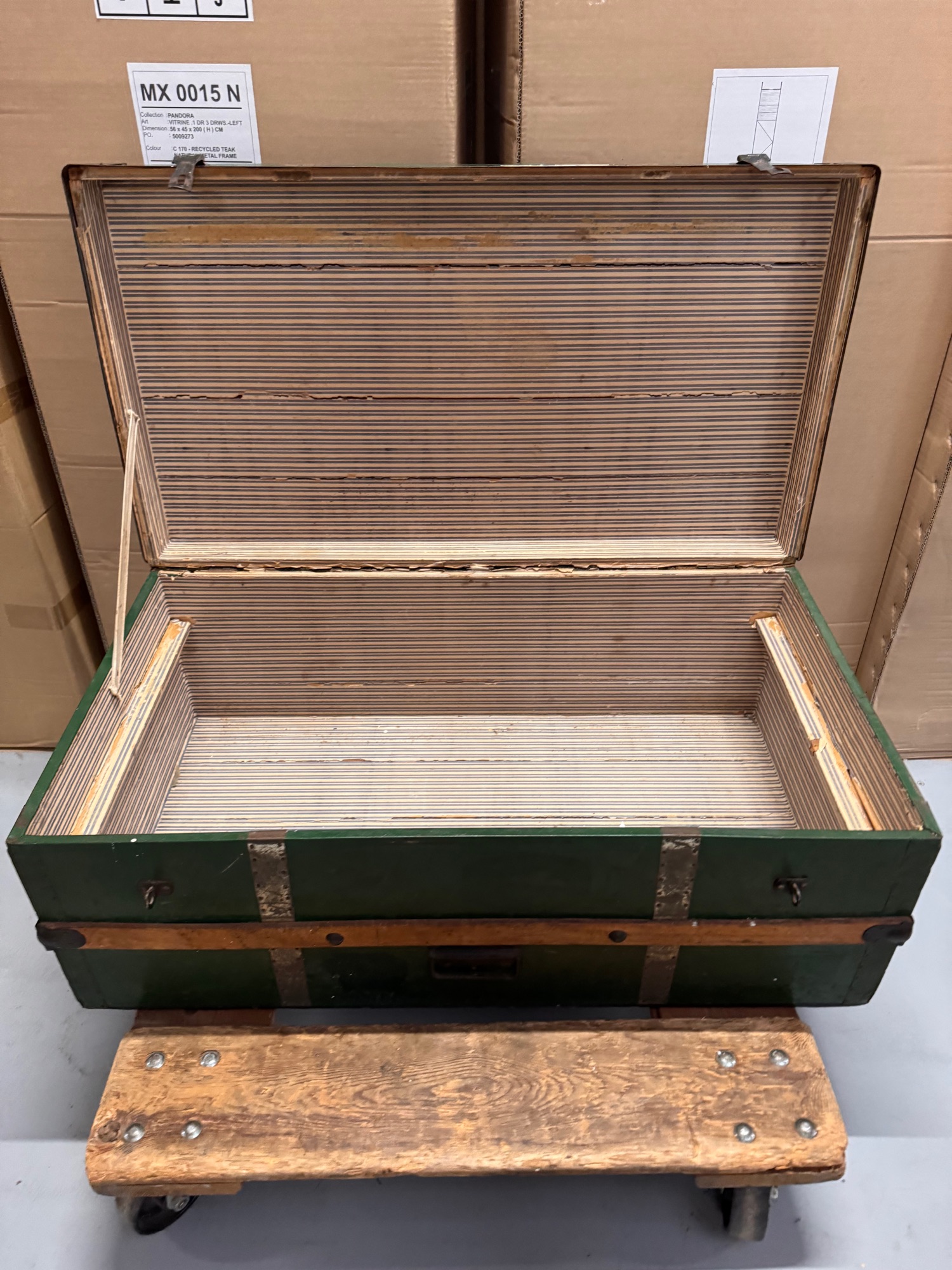 Hutkoffer, Kist, Groen Met Houten Latjes image 16