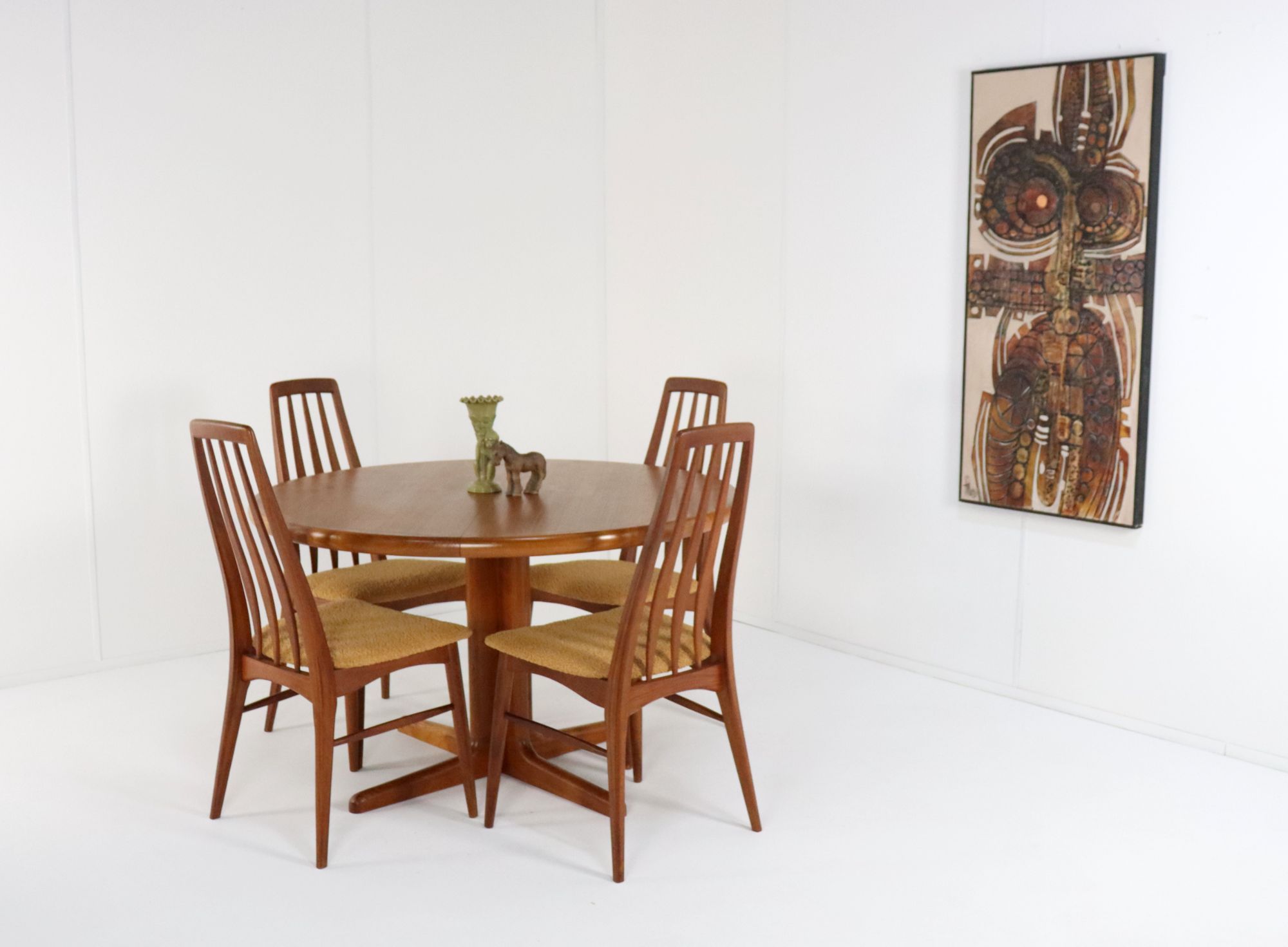 Vintage Johs. Kristoffersen & Son Ronde Eettafel Tafel 'bjerget' image 11