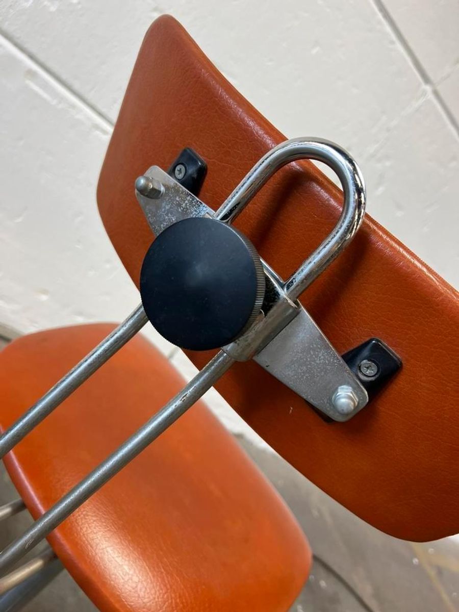 Vintage Oranje Bureaustoel / Desk Chair image 9