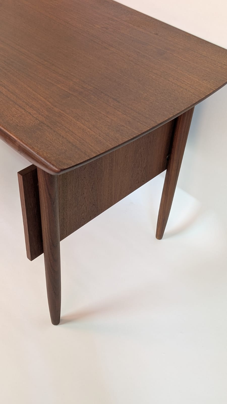 Iconisch Mid-century Teak Bureau – Tijseling Voor Hulmefa – Jaren ’50 – Cowhorn / Design Bureau / Retro Meubel image 5