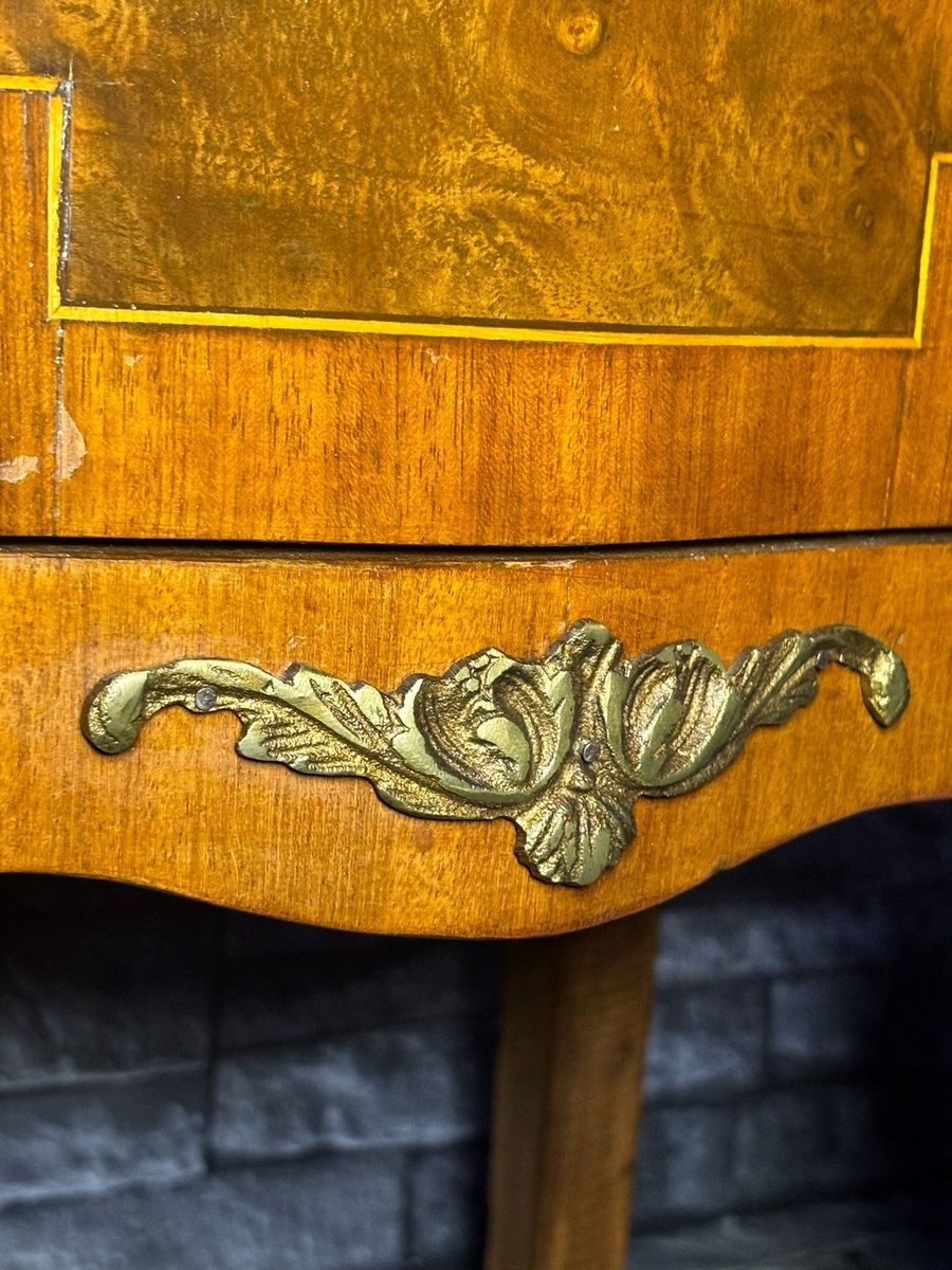 Antiek Louis Xv Kastje – Origineel En Elegant image 2