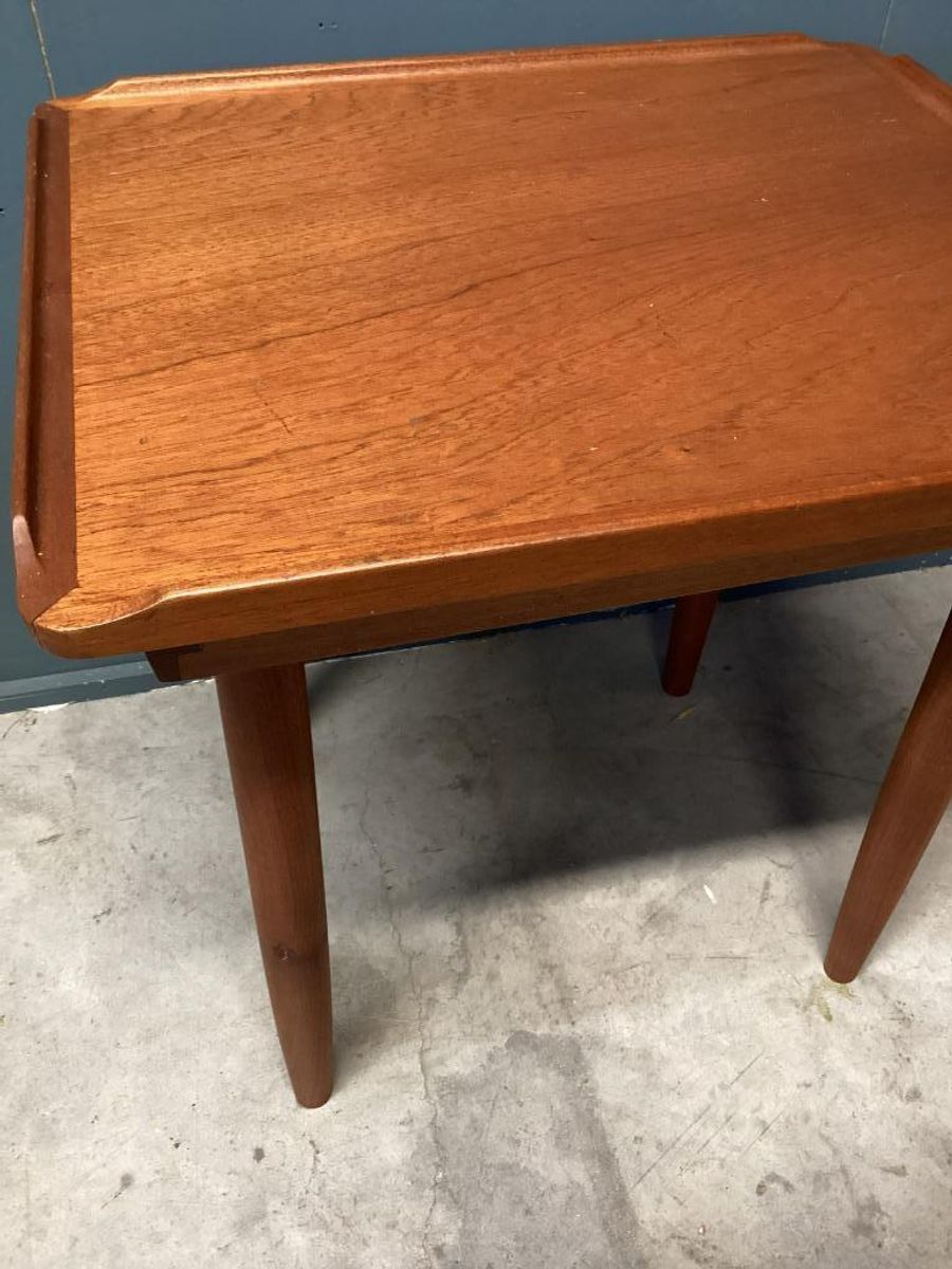 Bijzettafel image 2