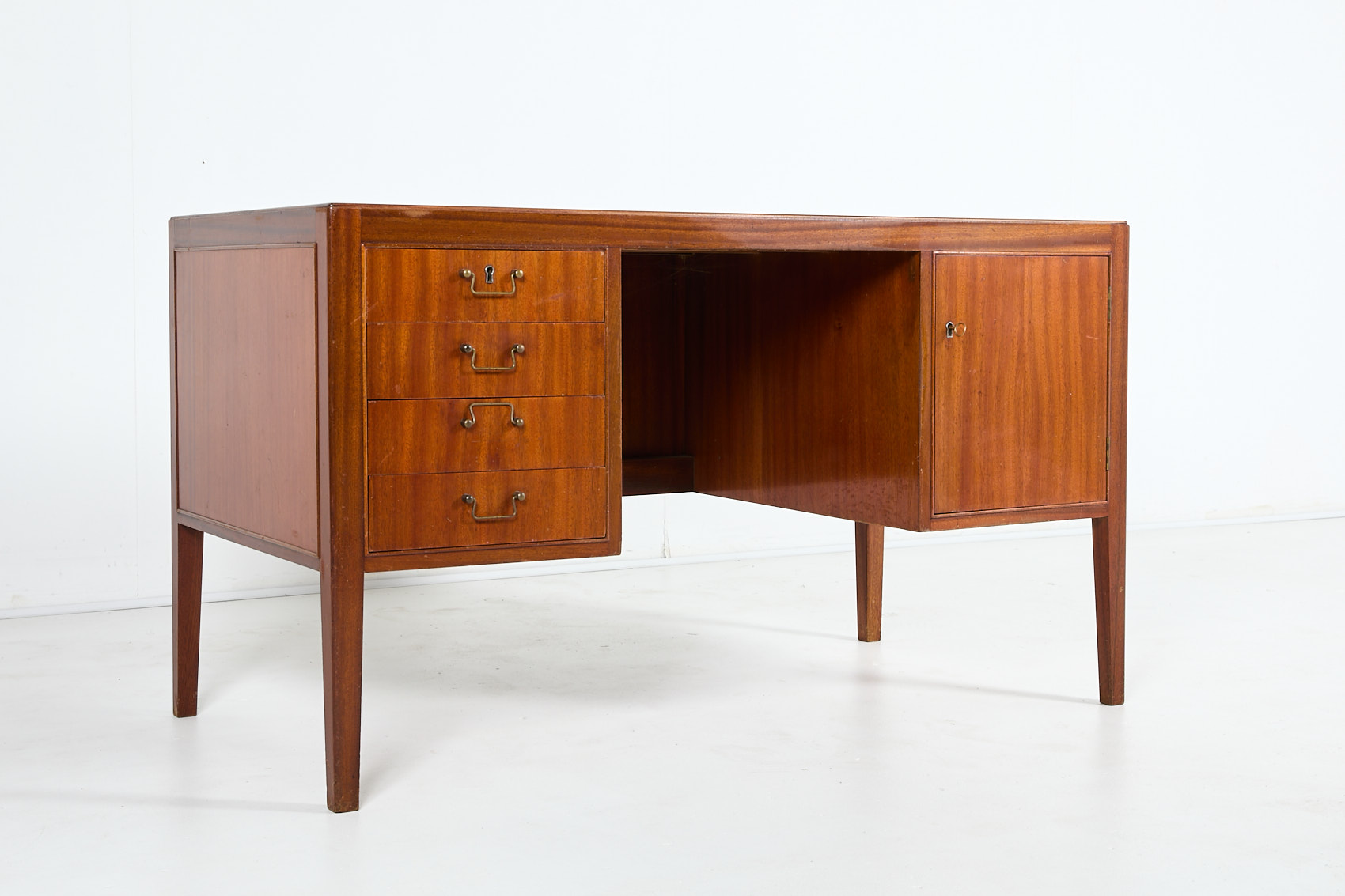 Mid-century Scandinavian Modern Desk, 1950’s image 4