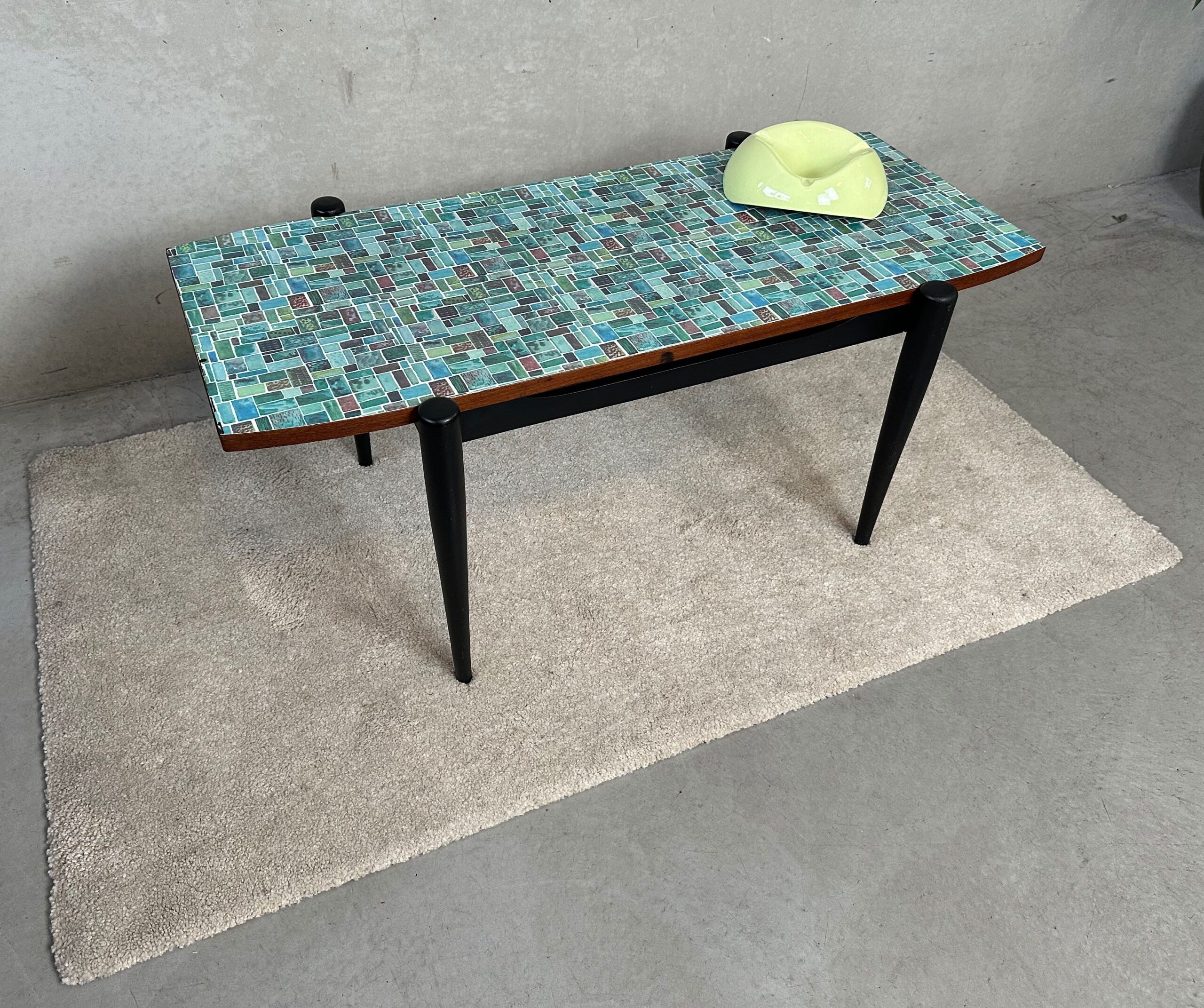 Vintage Turnable Coffeetable – 1950’s image 3