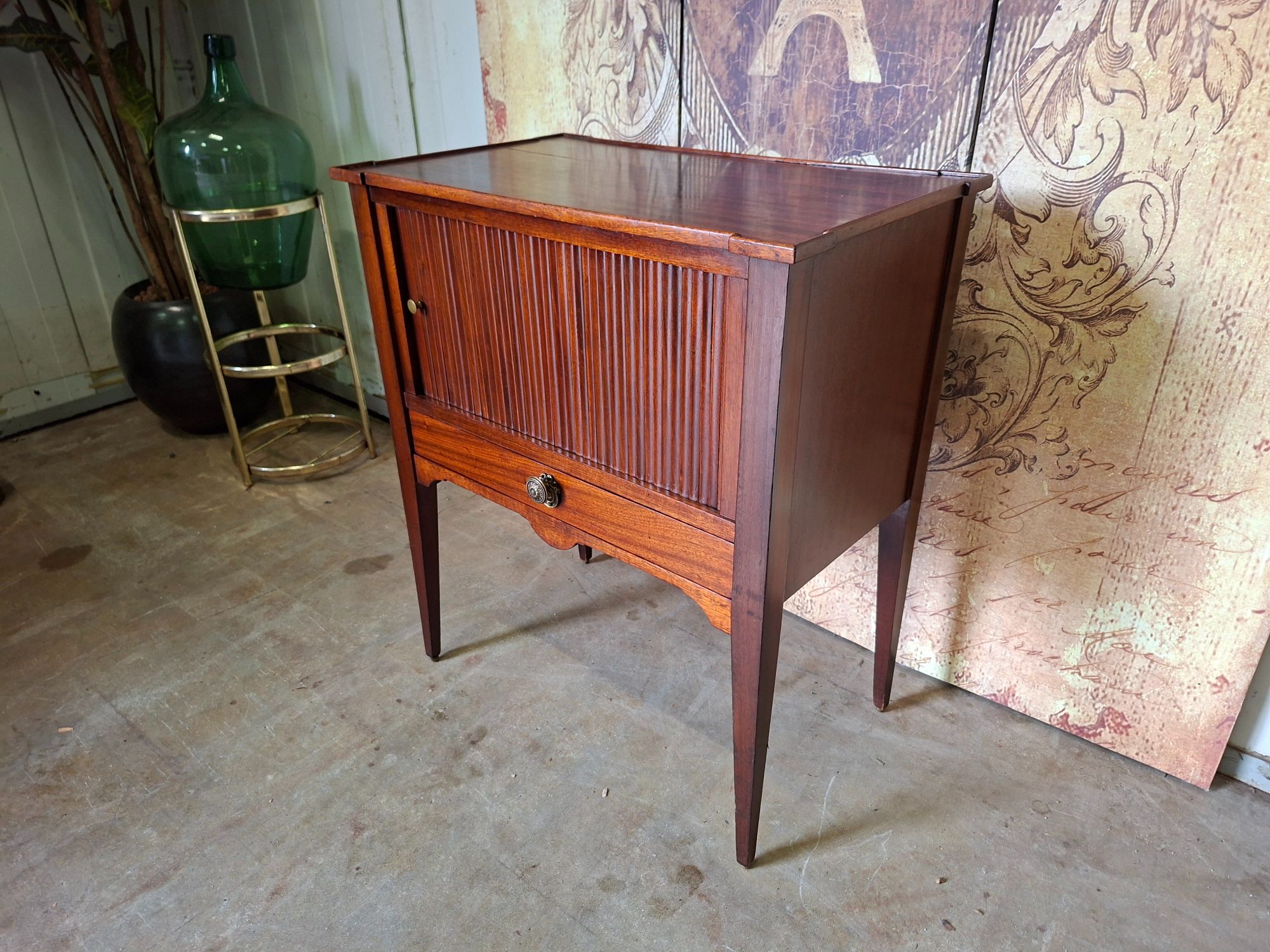 Antieke Haltafel, Telefoontafel, Bijzettafel, Met Roldeurtje Afm. 56x34cm En 65cm Hoog. image 3