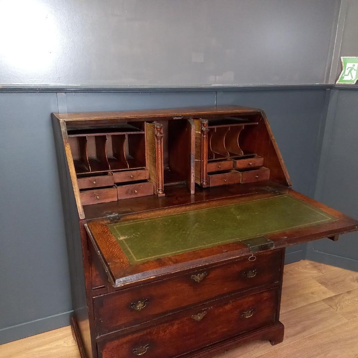 Antieke Engelse Secretaire image 5