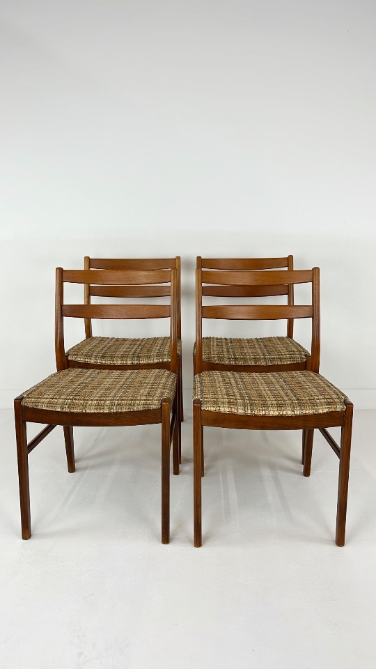 Scandinavisch Vintage Houten Eetkamerstoelen image 13