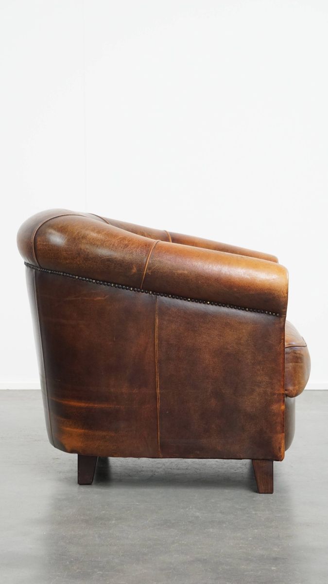 Unieke En Tijdloze Schapenleren Clubfauteuil Met Een Geweldig Patina image 3