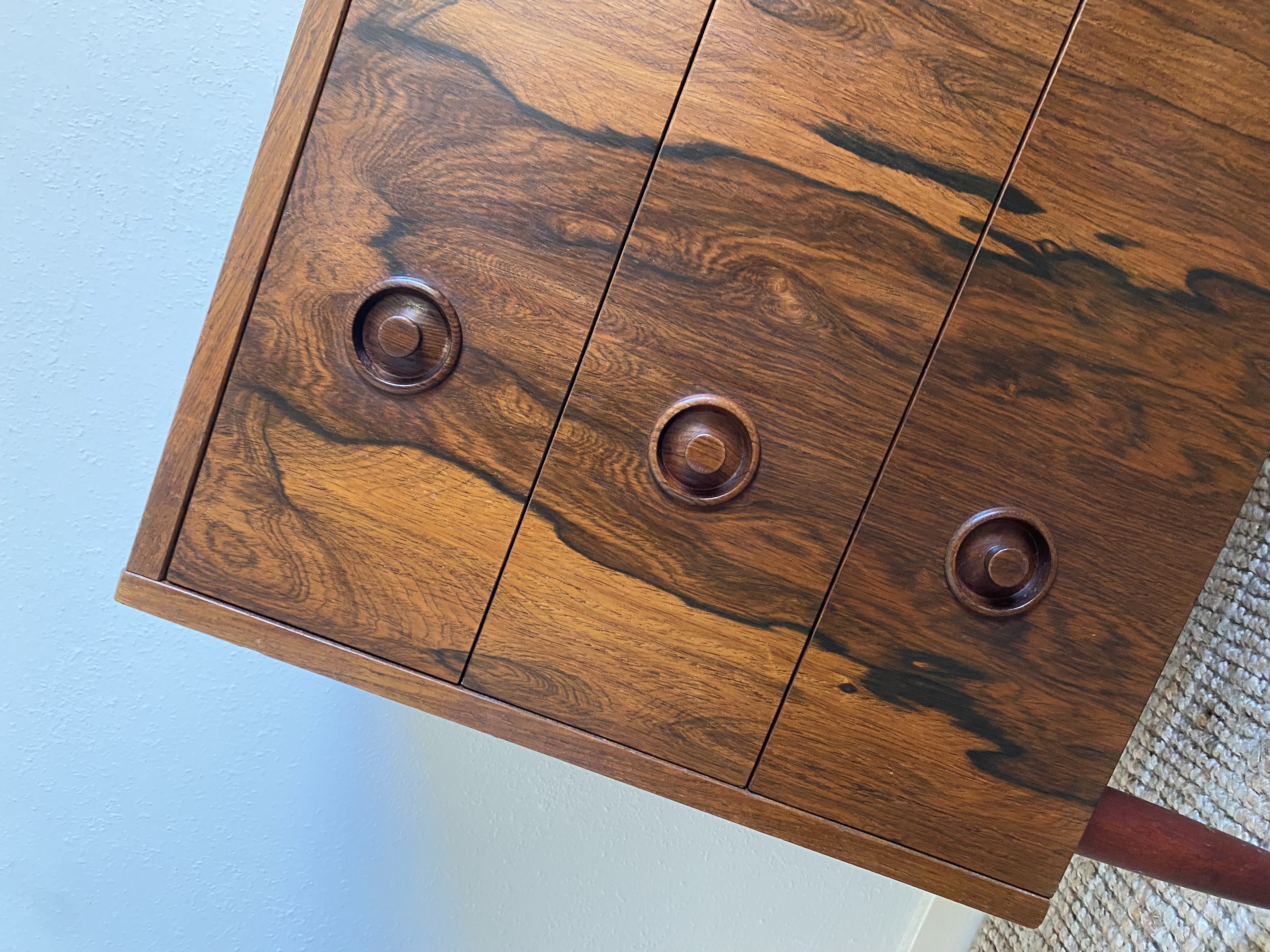 Vintage Palissander / Rosewood Ladekastje image 6
