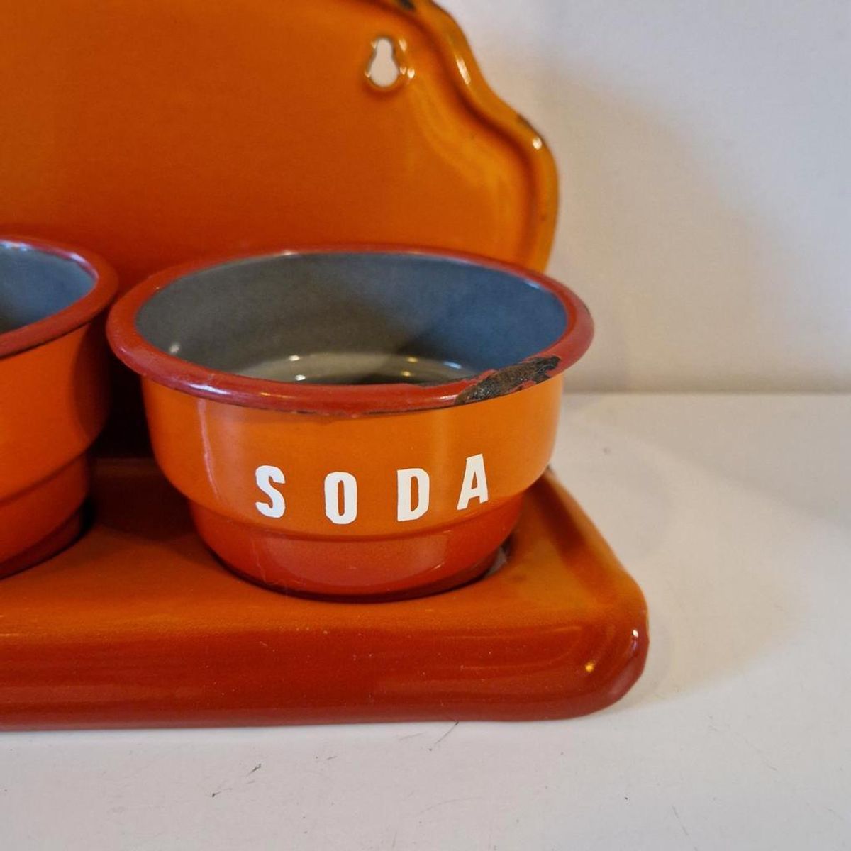Oranje Zand Zeep Soda Rekje Antiek Emaille Wandrek image 6