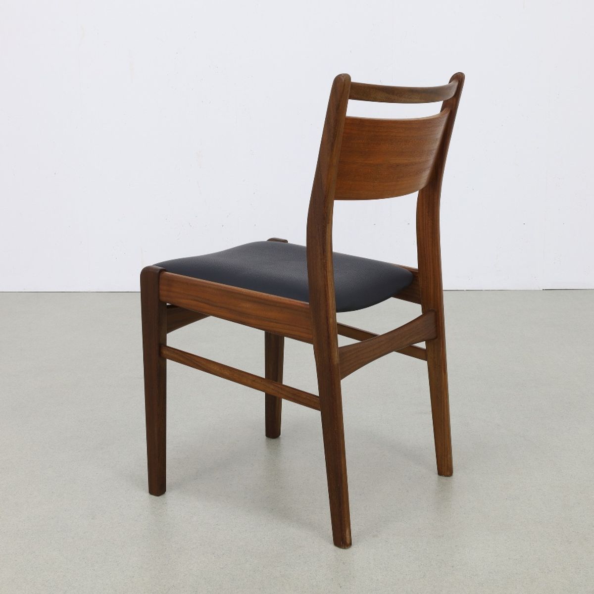 4x Vintage Eetkamerstoel Teak, 1960s Nieuw Bekleed image 5