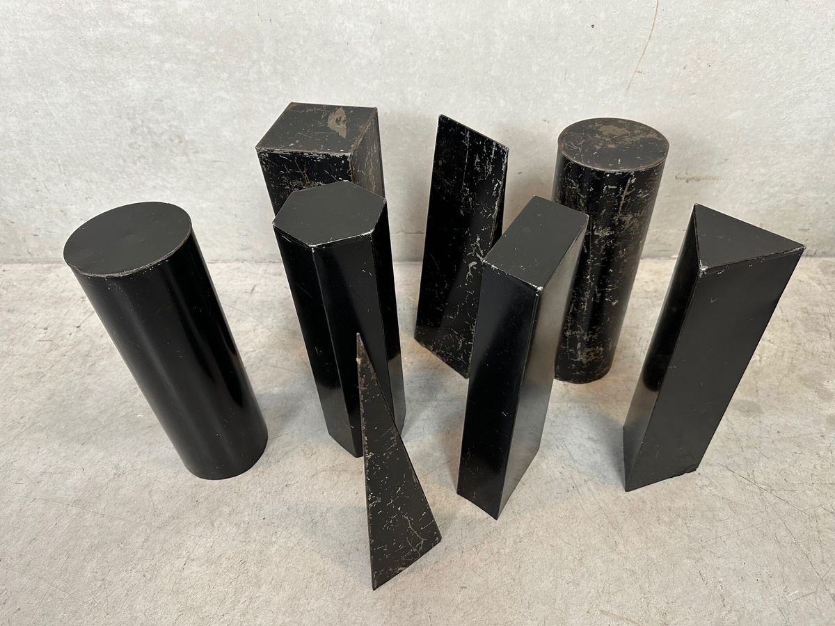 8x Antieke Meetkundige Vormen – Metaal image 4