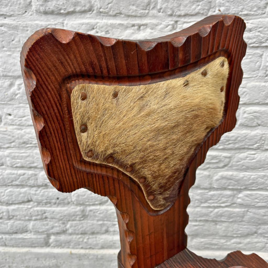 Vintage Spaans Krukje + Rugleuning En Geitenvel, Brutalisme image 4