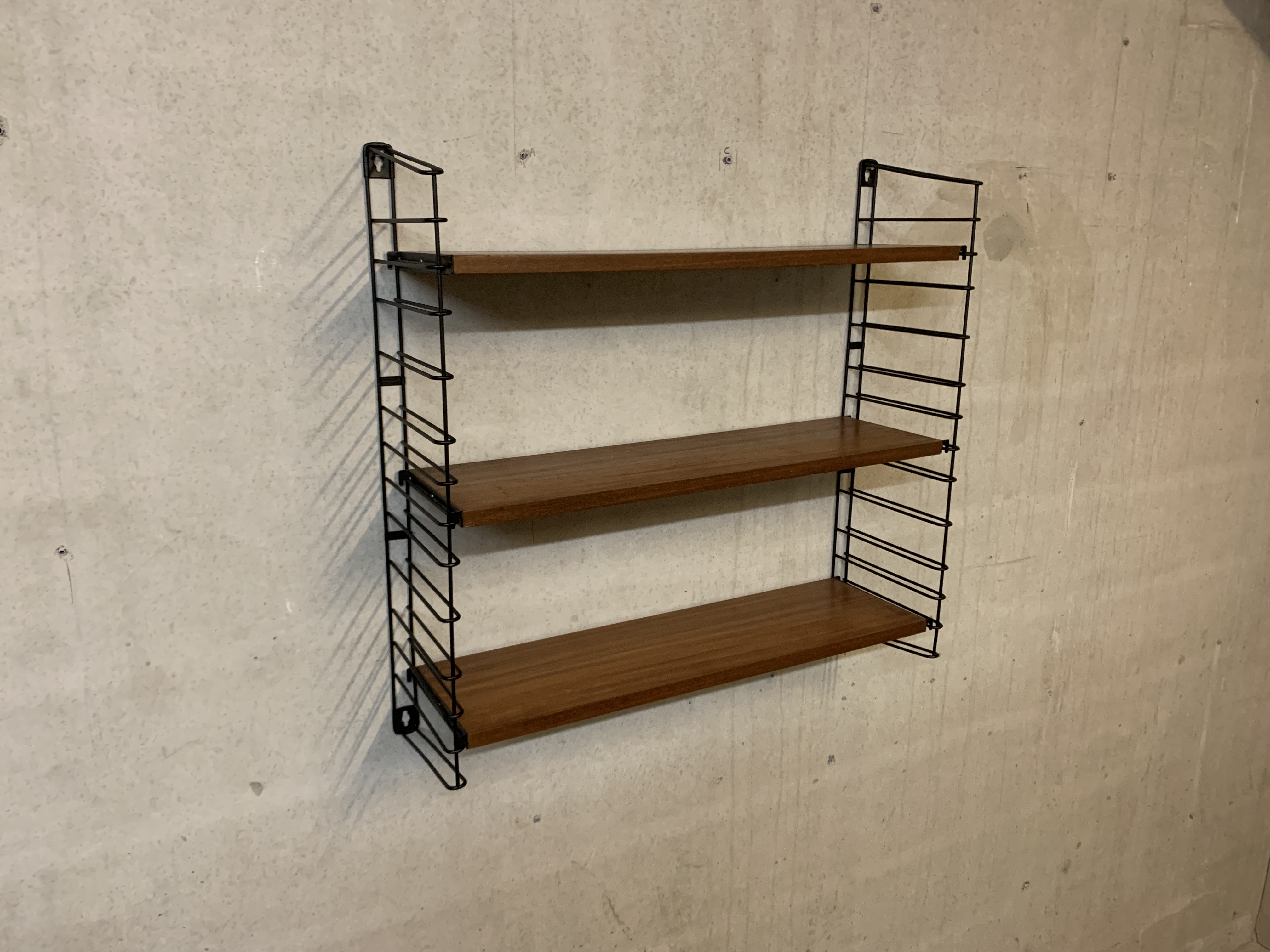 Tomado Wandrek Metaal En Teak Jaren 60. image 16