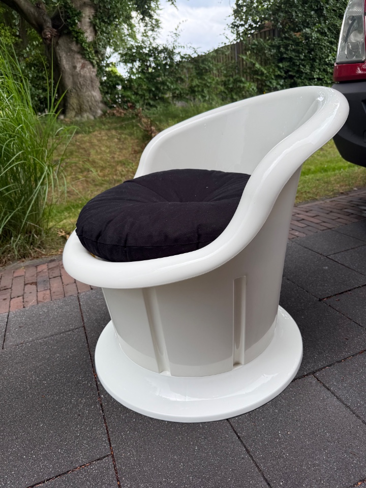 IKEA Poptorp Stoel Wit Met Zwart Kussen image 8