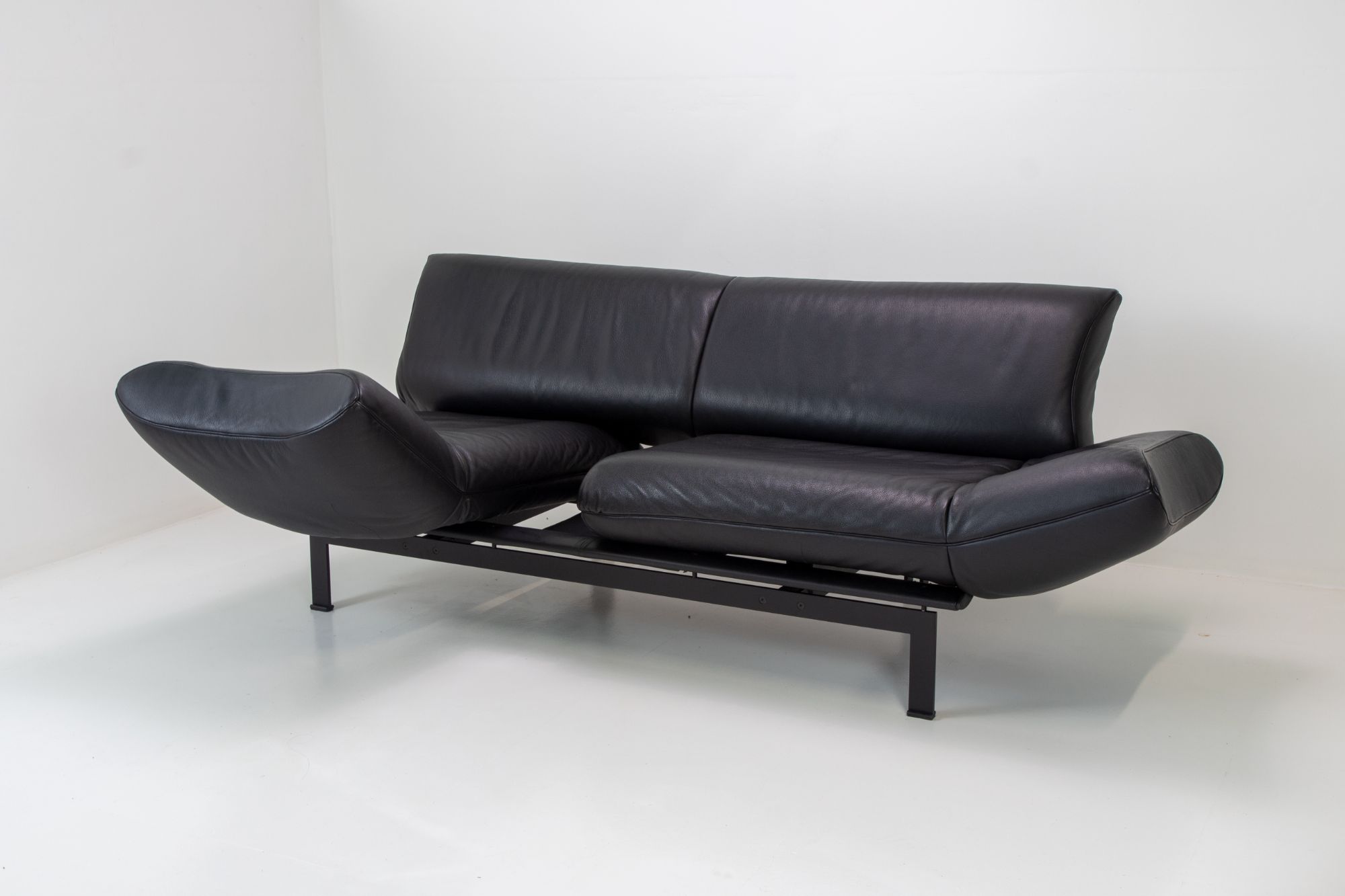 Ds-140 Sofa, By Reto Frigg For De Sede image 4