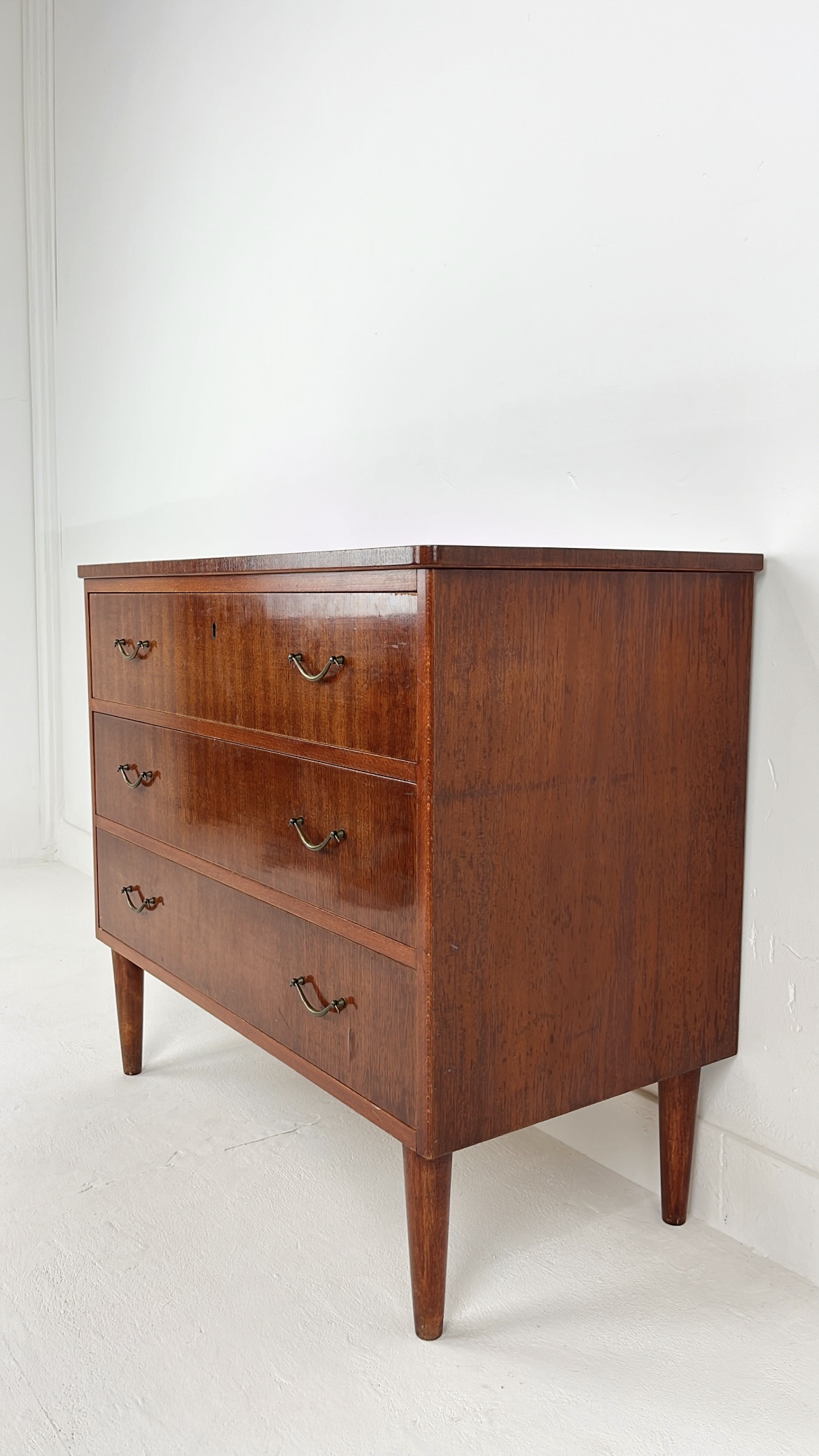 Scandinavisch Vintage Teak Fineren Ladekast Killafors image 4