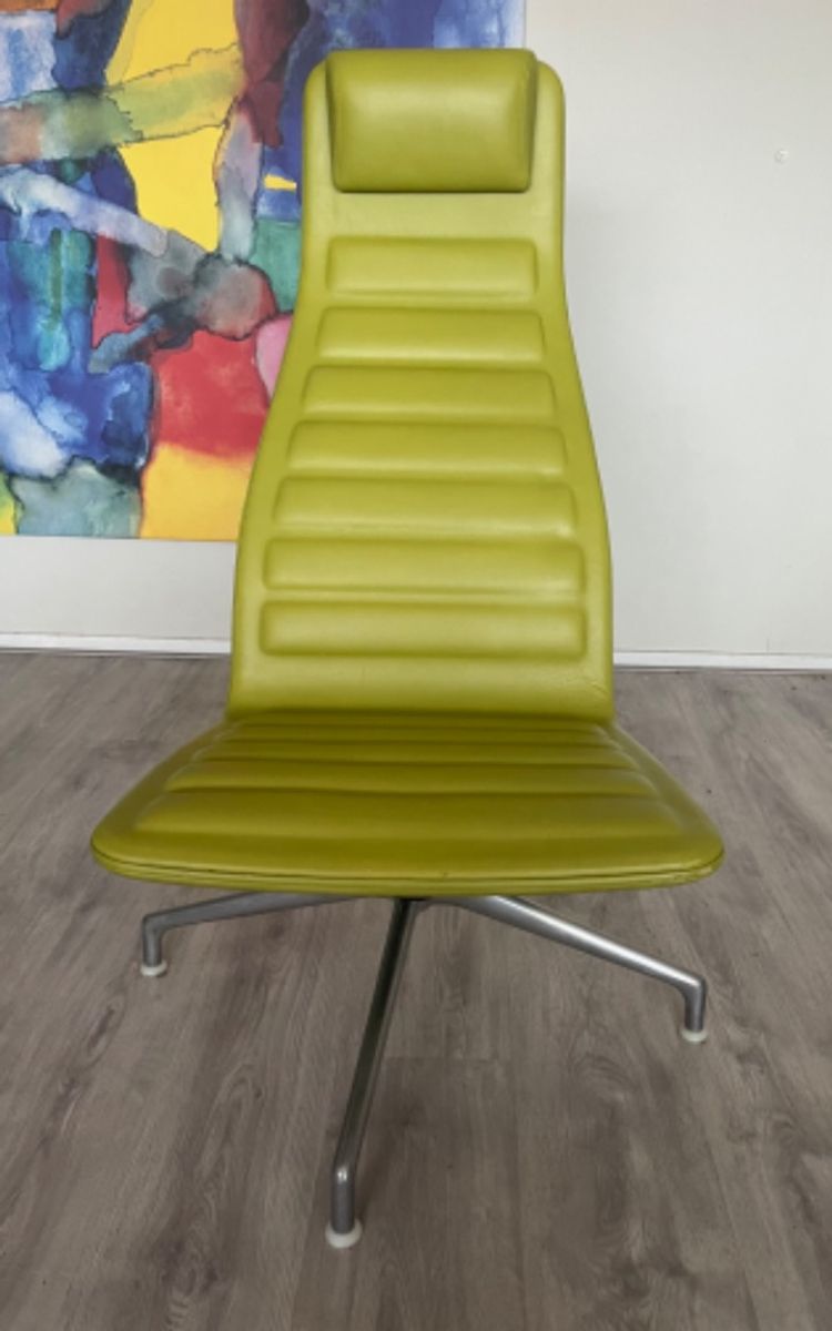 Capellini Lotus Attesa High Back Leather Swivel Relax Chair image 4